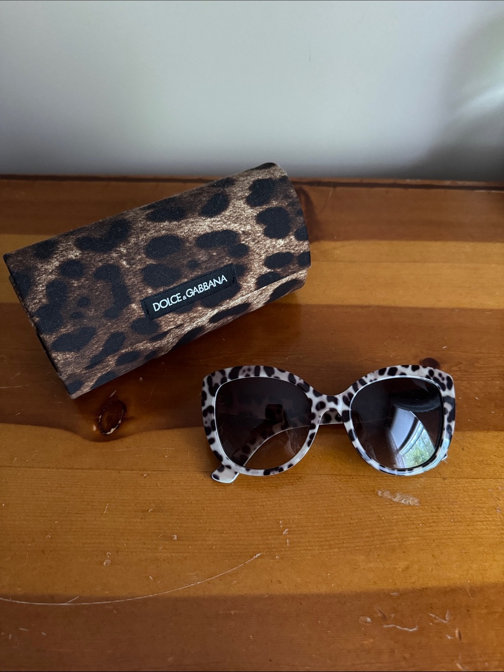 Dolce & Gabbana Leopard Print Sunglasses Case - Brown and Black
